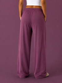 EMBROIDERED  SWEATPANTS