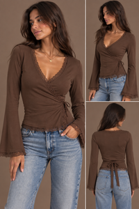 CASE CROSS LACE LONG SLEEVES TOP