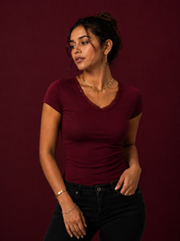 ROUND LACE TOP